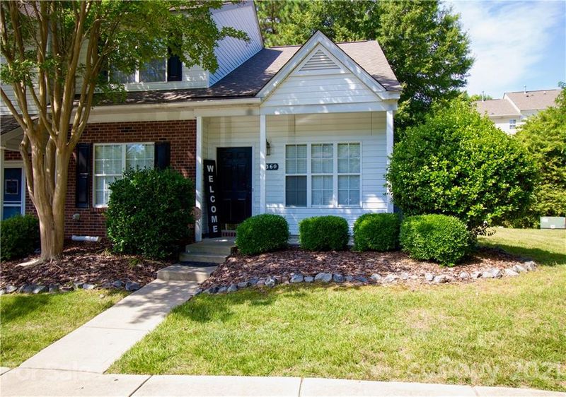 8360 Rudolph Rd, Charlotte, NC 28216