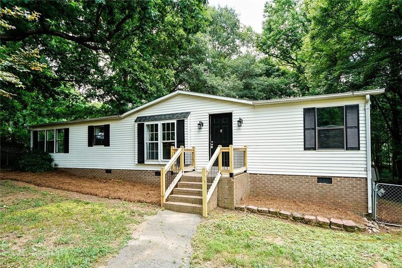 219 Laramie Dr, Stanley, NC 28164