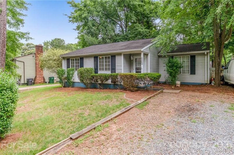 7909 Corder Dr, Charlotte, NC 28212
