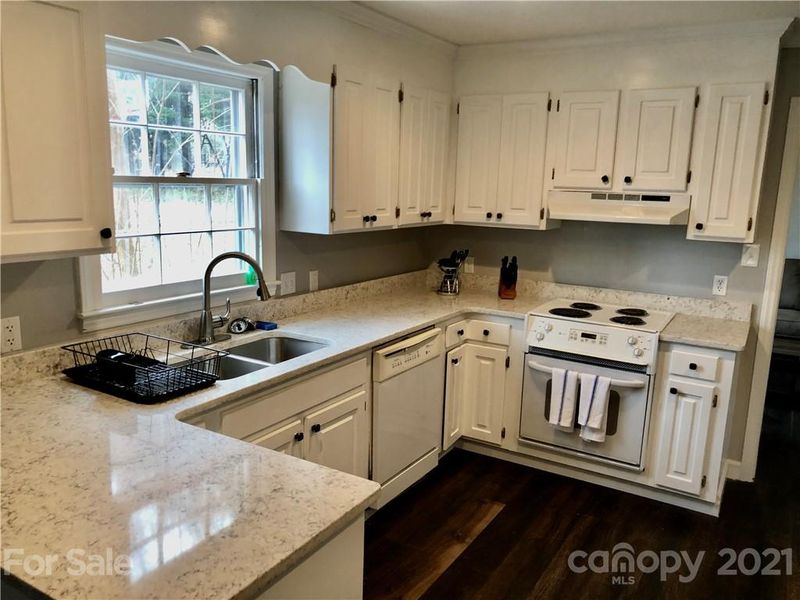 2409 Rosemond Cir, Gastonia, NC 28056