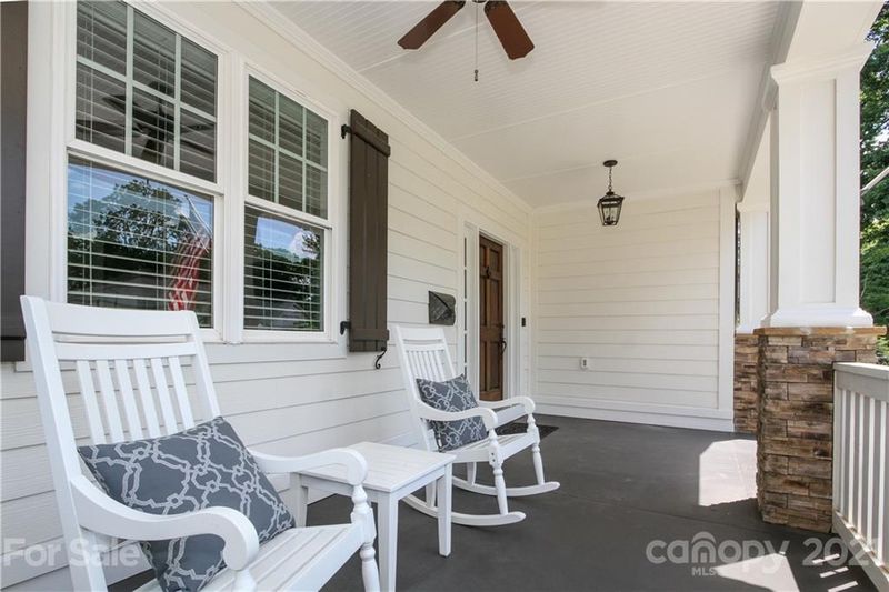 513 Iverson Way, Charlotte, NC 28203