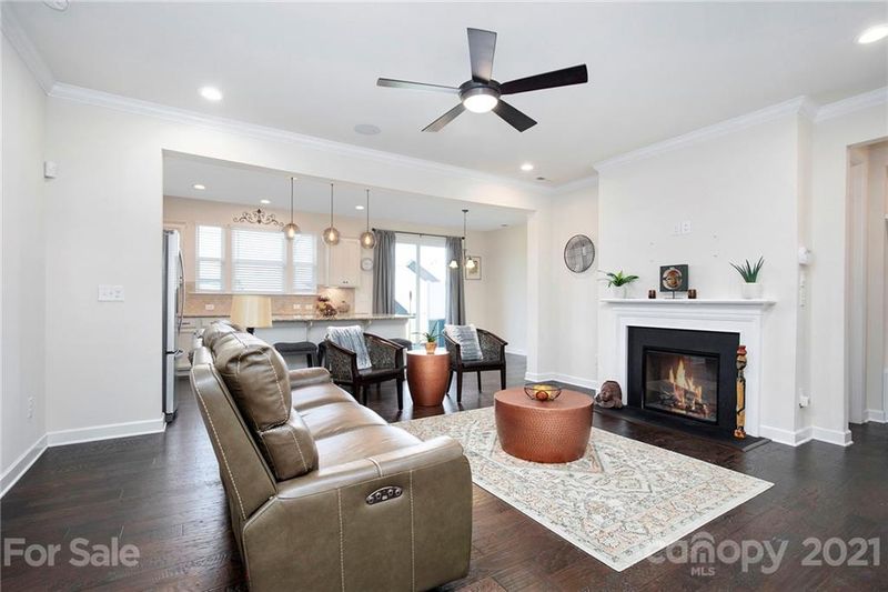 5637 Garrow Glen Rd, Charlotte, NC 28278