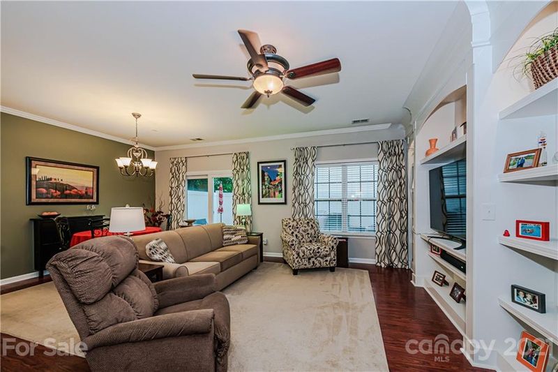 2312 Calabassas Ln, Matthews, NC 28105