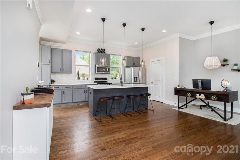 2956 Textile Way, Charlotte, NC 28205
