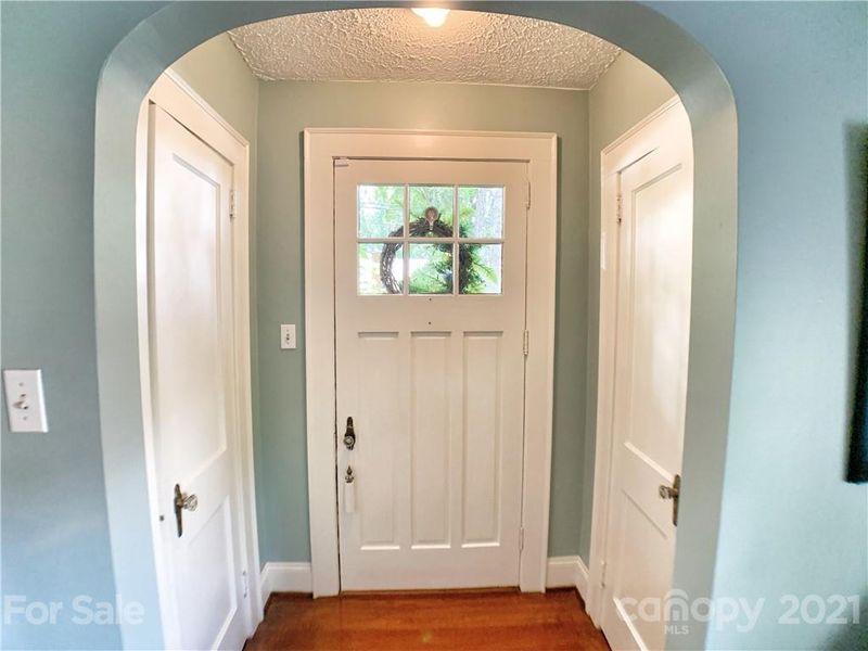 516 N Aspen St, Lincolnton, NC 28092