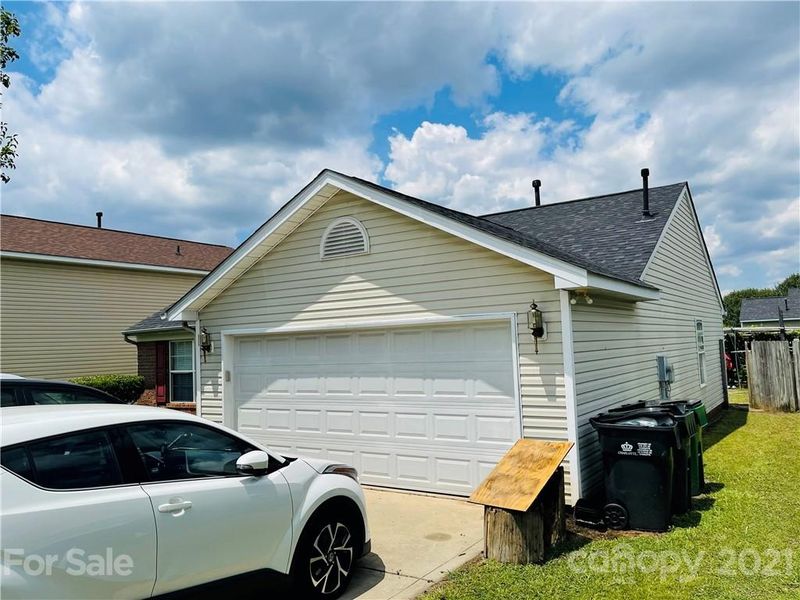 1741 Southwind Dr, Charlotte, NC 28216
