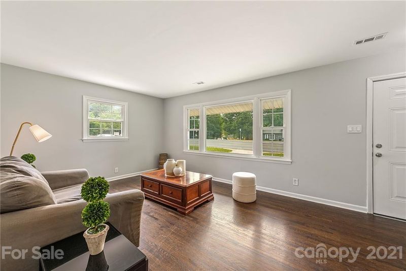 2531 Milton Rd, Charlotte, NC 28215