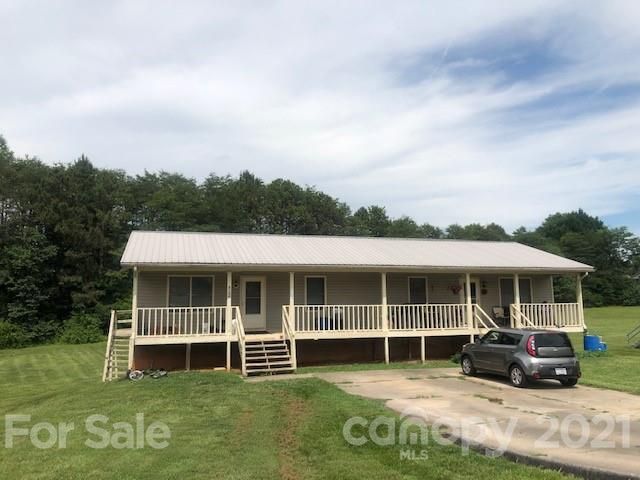 5111 Ponderosa Dr, Conover, NC 28613
