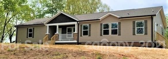 7403 Gabriel St, Sherrills Ford, NC 28673