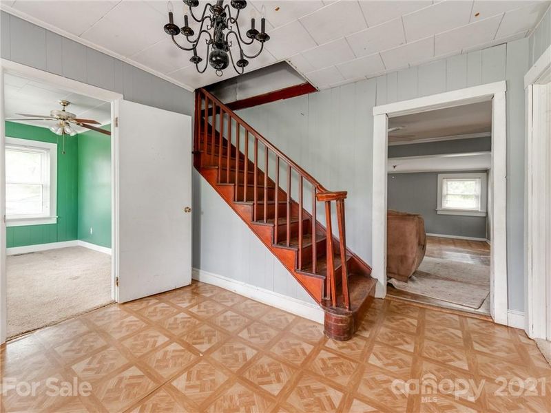 1781 33rd Street Dr, Hickory, NC 28602