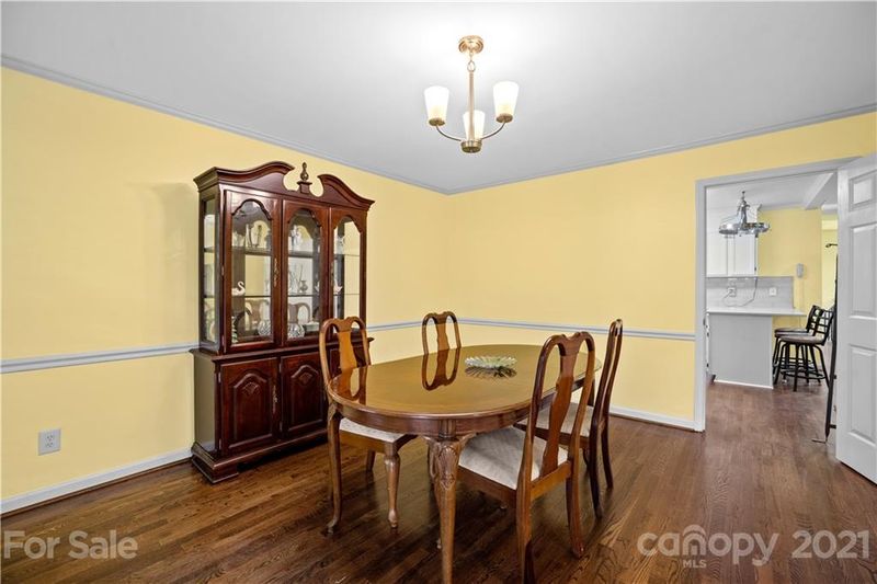 7053 Rocky Falls Rd, Charlotte, NC 28211