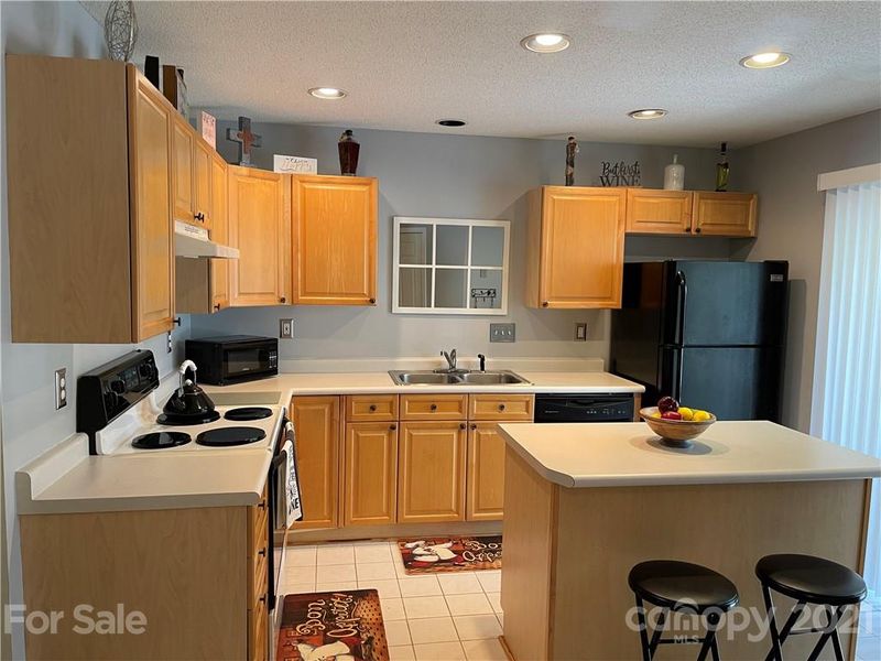 731 Mountainwater Dr #902, Charlotte, NC 28262