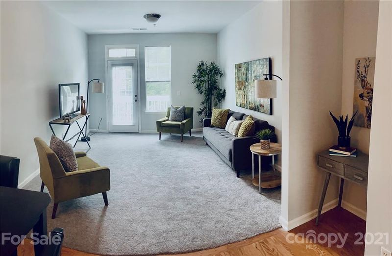 1564 Walnut View Dr, Charlotte, NC 28208