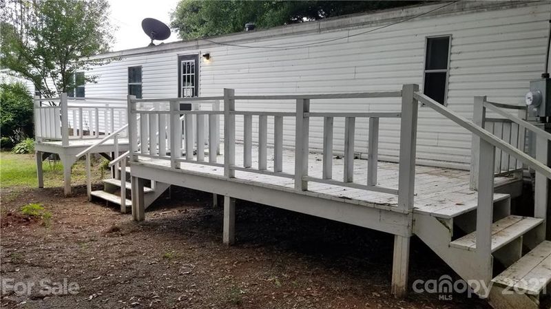 7137 Sifford Rd, Stanley, NC 28164