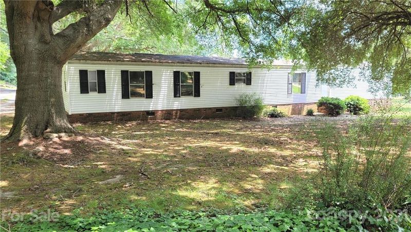 7137 Sifford Rd, Stanley, NC 28164