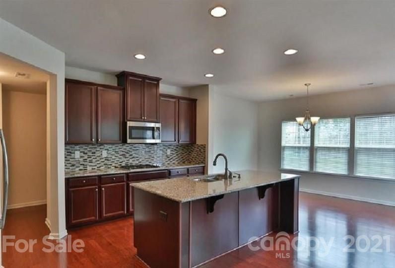 2173 Stone Pile Dr, Concord, NC 28025