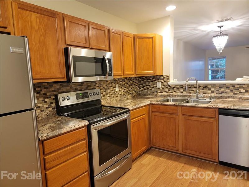 15489 Asterwind Ct, Charlotte, NC 28277