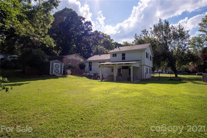 5619 Londonderry Rd, Charlotte, NC 28210