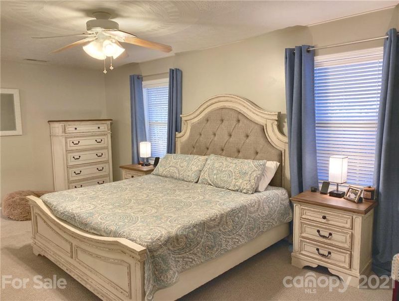7342 Little Mountain Rd, Sherrills Ford, NC 28673
