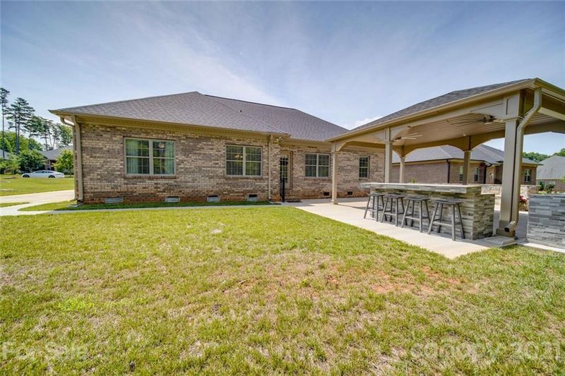 3269 Fairmead Dr, Concord, NC 28025