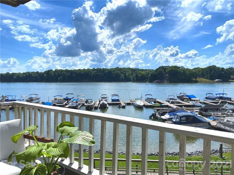 7324 Lakefront Dr #3, Charlotte, NC 28278