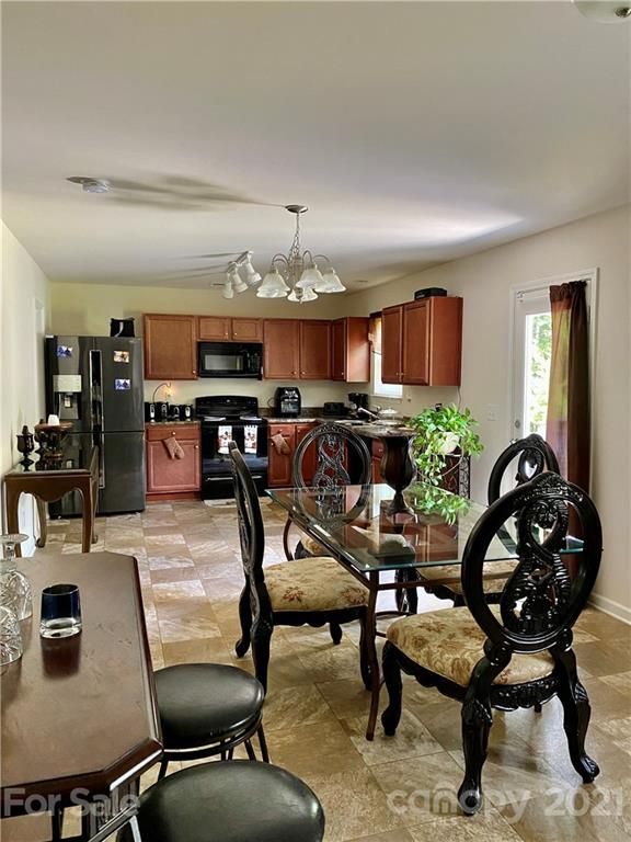 2126 Gunnars Ridge Rd, Lancaster, SC 29720