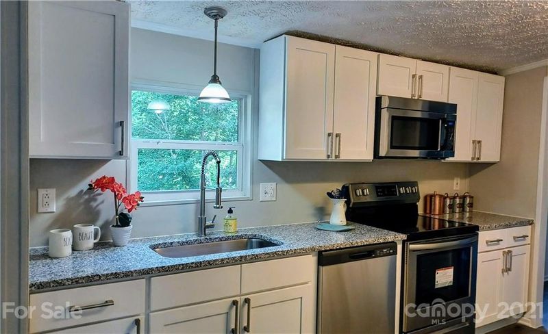 528 Bethphage Ln, Monroe, NC 28112