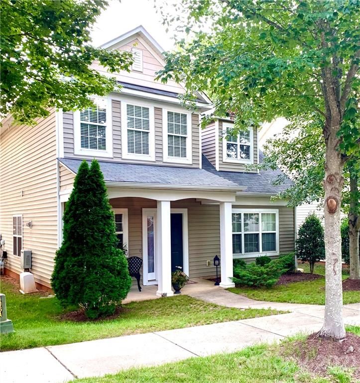 9220 Ducati Ln, Cornelius, NC 28031