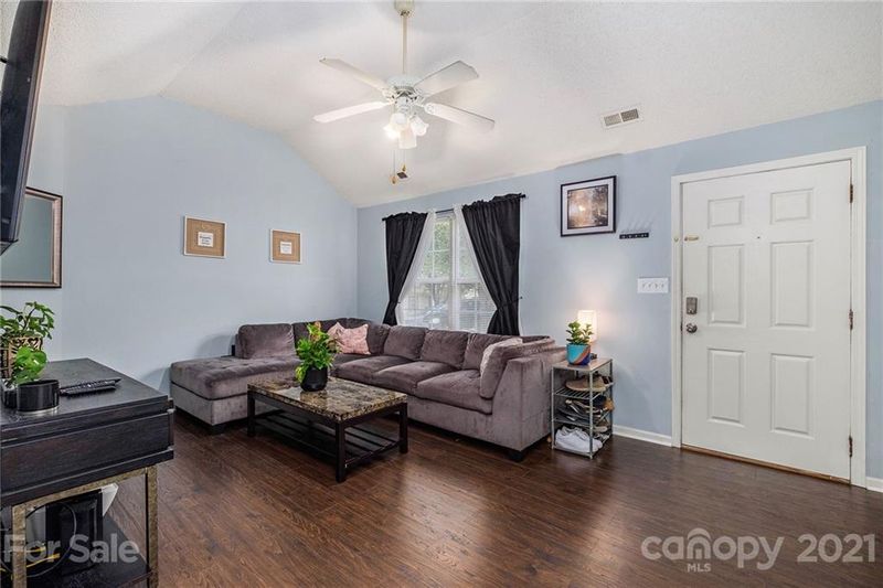 7243 Kavan Hunter Dr, Charlotte, NC 28214