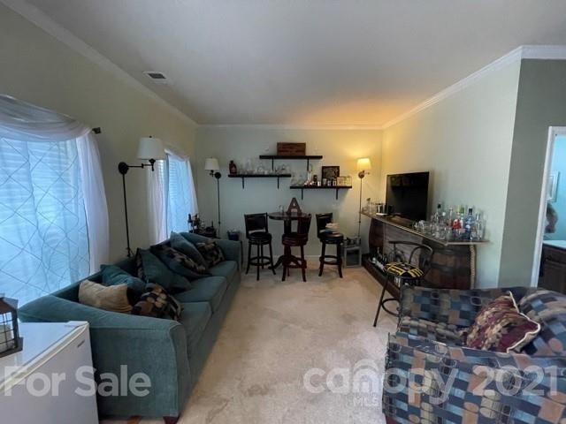1207 Hidden Oaks Dr, Concord, NC 28025