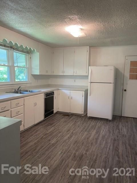 200 Winget Cir, Gastonia, NC 28054