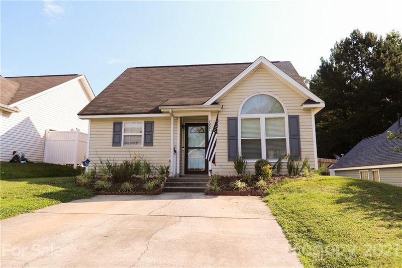 2007 Duke Adam St, Kannapolis, NC 28083