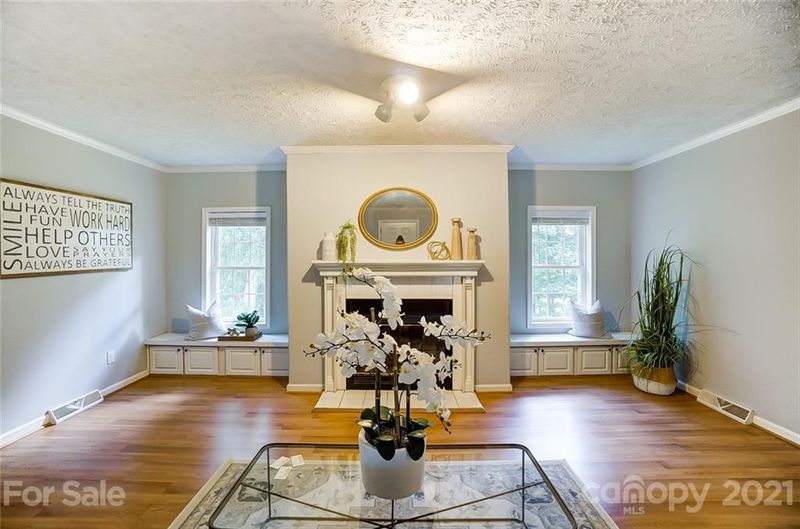 1416 Turner Dr, Gastonia, NC 28052