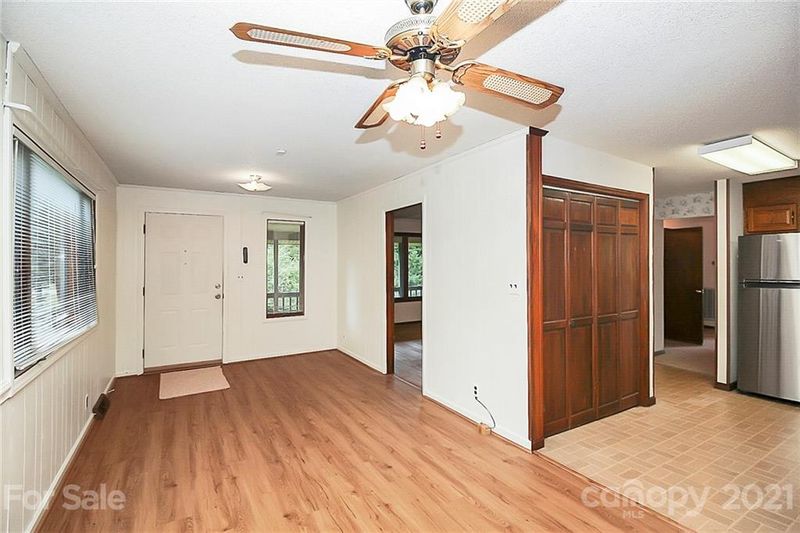 735 Burrage Rd, Concord, NC 28025