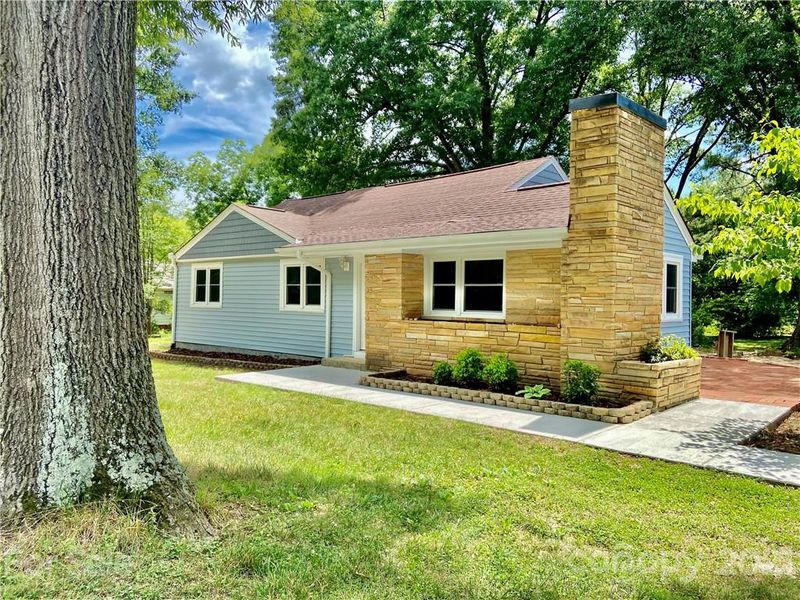 1325 Winecoff School Rd, Concord, NC 28027