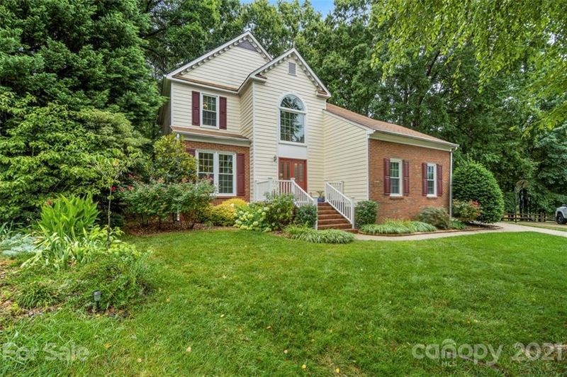 17210 Sycamore Ridge Ct, Cornelius, NC 28031
