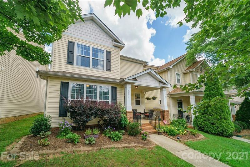 9707 Cadman Ct, Cornelius, NC 28031