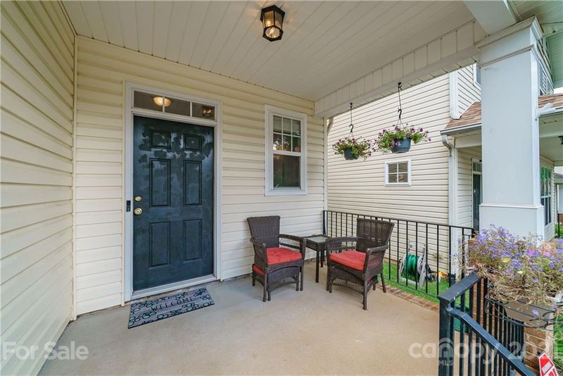 9707 Cadman Ct, Cornelius, NC 28031