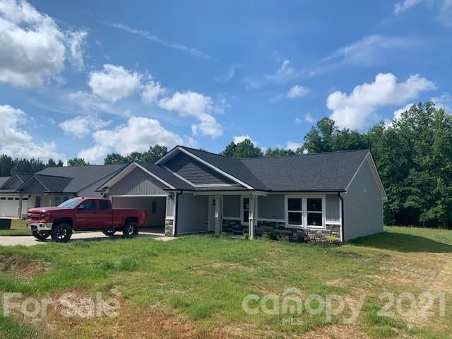 252 Scruggs Rd, Gaffney, SC 29341