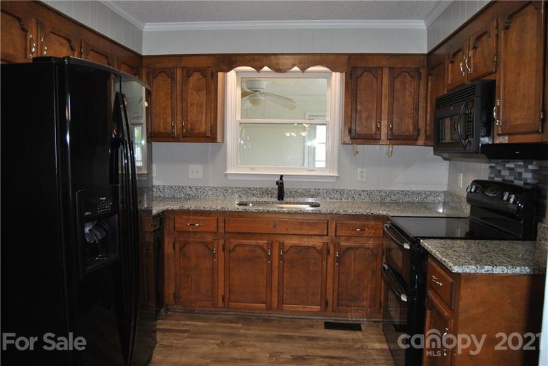 4608 Old Mill Rd, Gastonia, NC 28056
