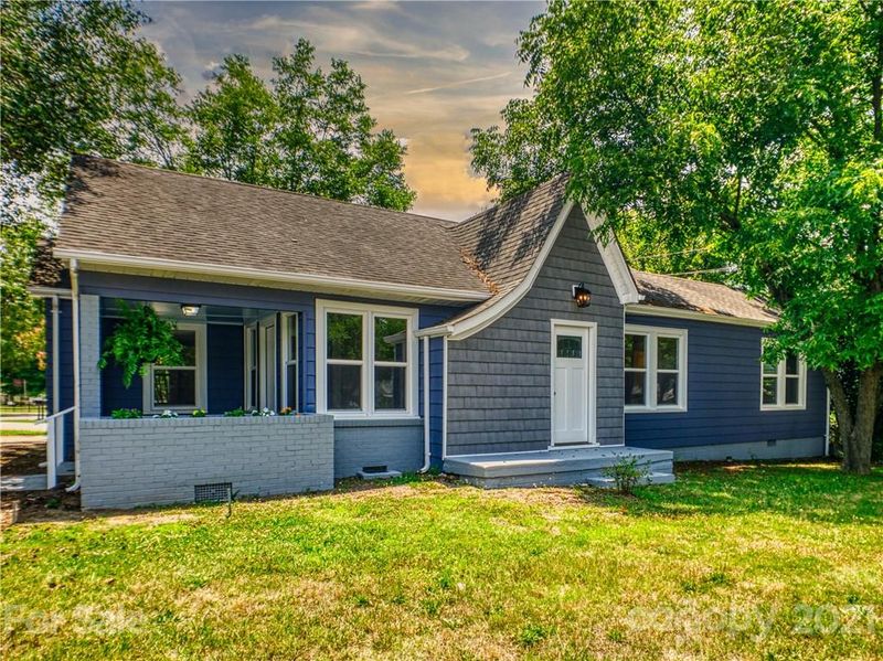 1914 Lane St, Kannapolis, NC 28083
