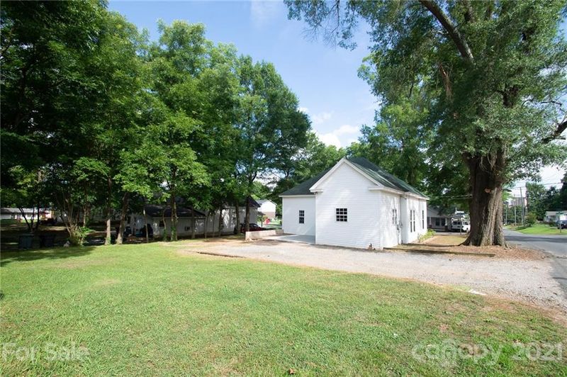 218 Walnut St, Monroe, NC 28110