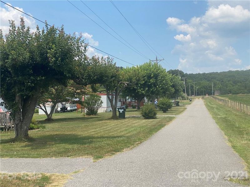 2125 Puetts Chapel Rd, Bessemer City, NC 28016