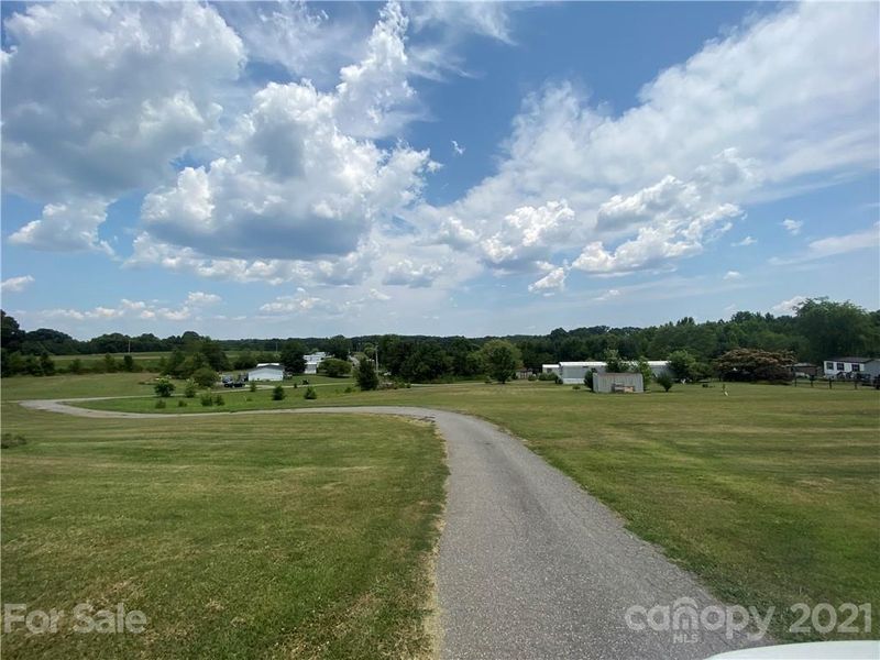 2125 Puetts Chapel Rd, Bessemer City, NC 28016
