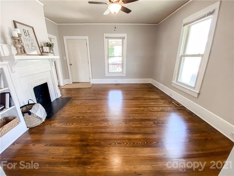 819 Elm St, Kannapolis, NC 28081