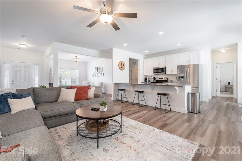 105 Windstone Dr, Troutman, NC 28166