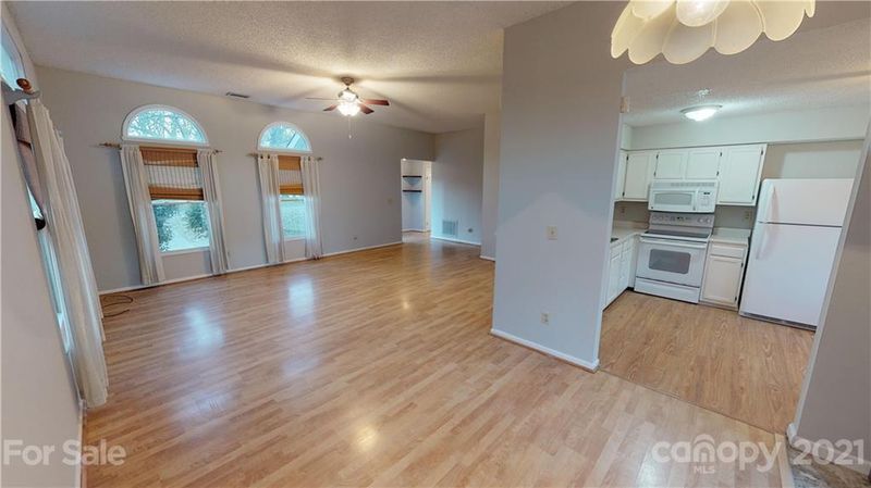 3013 Swanquarter Dr, Charlotte, NC 28262