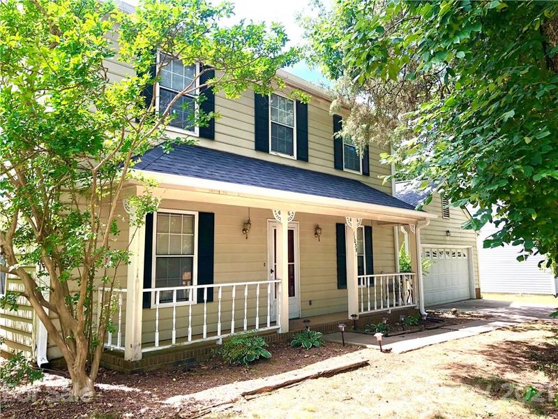 11035 Wiltshire Ln, Charlotte, NC 28262
