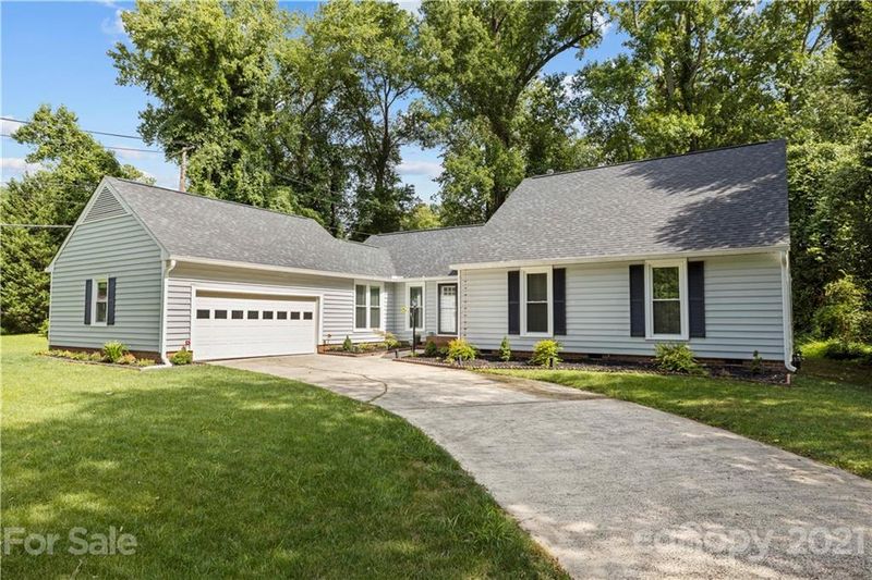2314 Sagamore Rd, Charlotte, NC 28209