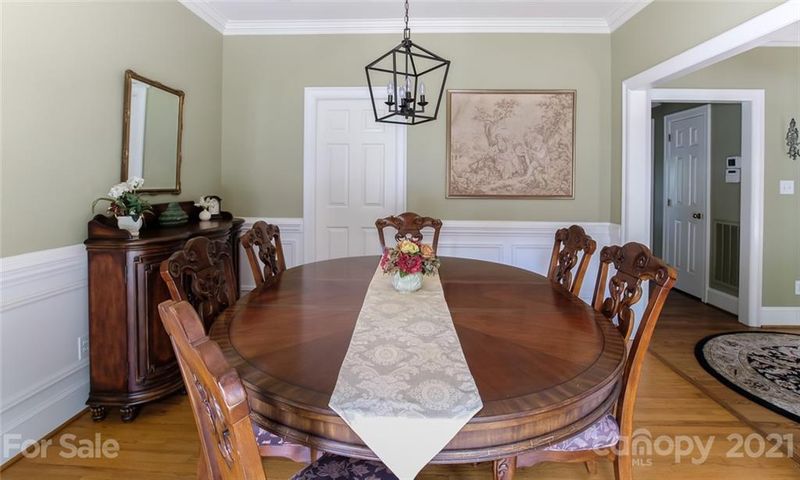 2927 Berwick Ln, Gastonia, NC 28054